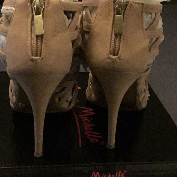 Anne Michelle suede gladiator booties/pumps - Picture 3 of 14